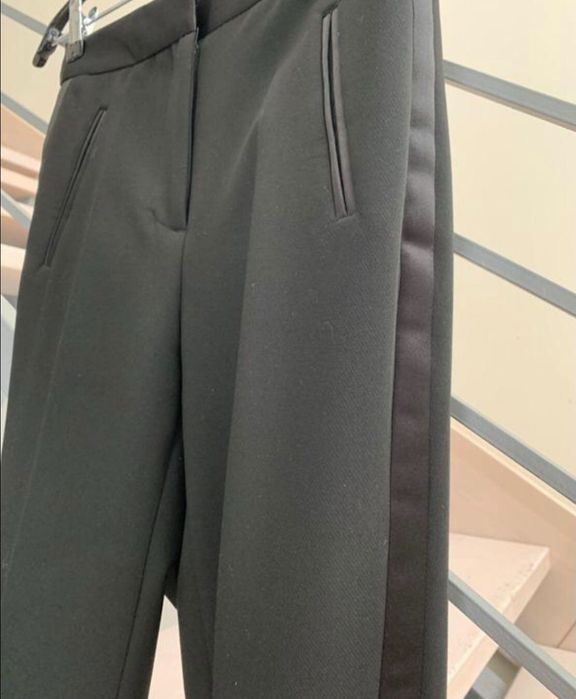 Брюки Zara с лампасами