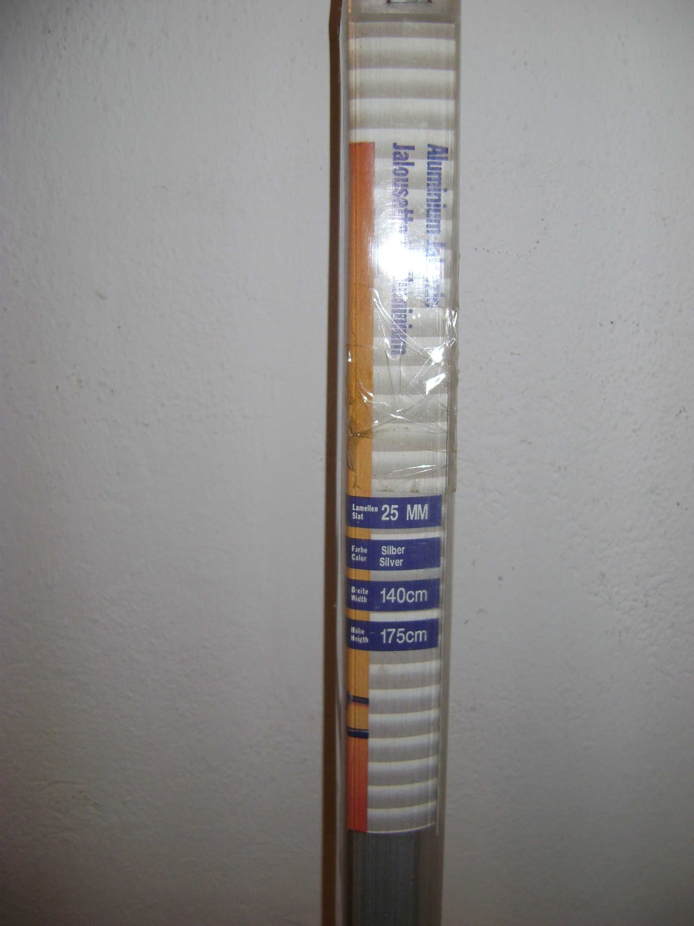 nowe zaluzje aluminiowe 140x175 cm srebrne