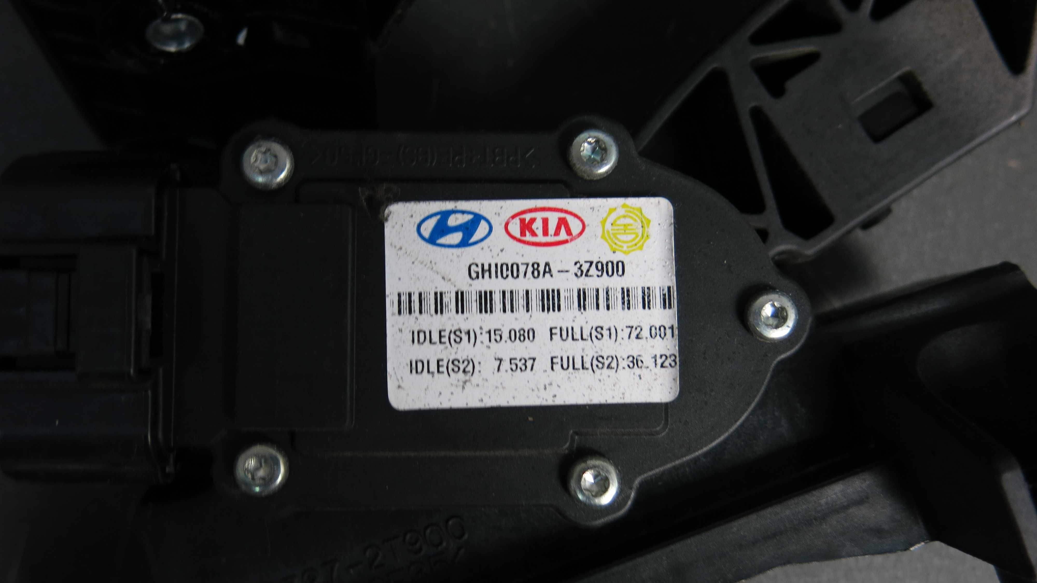Hyundai I40 1.7 CRDI pedał gazu potencjometr