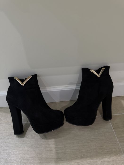 Чоботи, сапоги, 37р. Ботильйони, ботинки