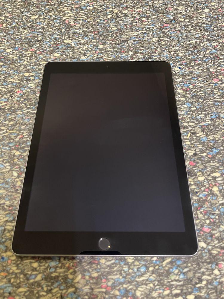 iPad 5 2017 32Gb Space Gray Wi-Fi