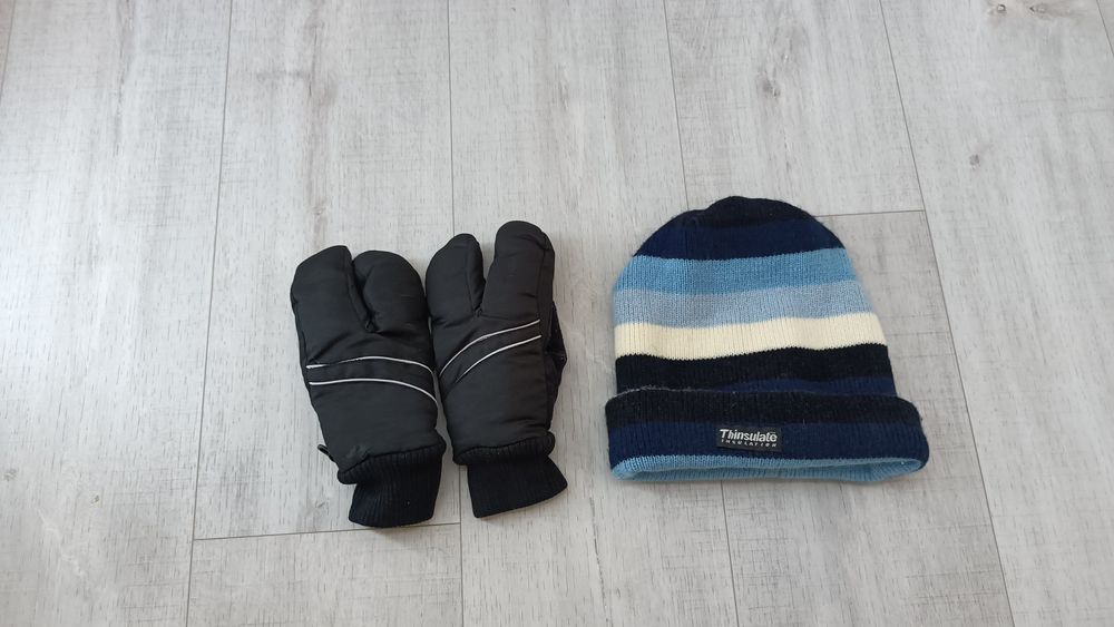 Czapka rękawiczki na 7-9 lat