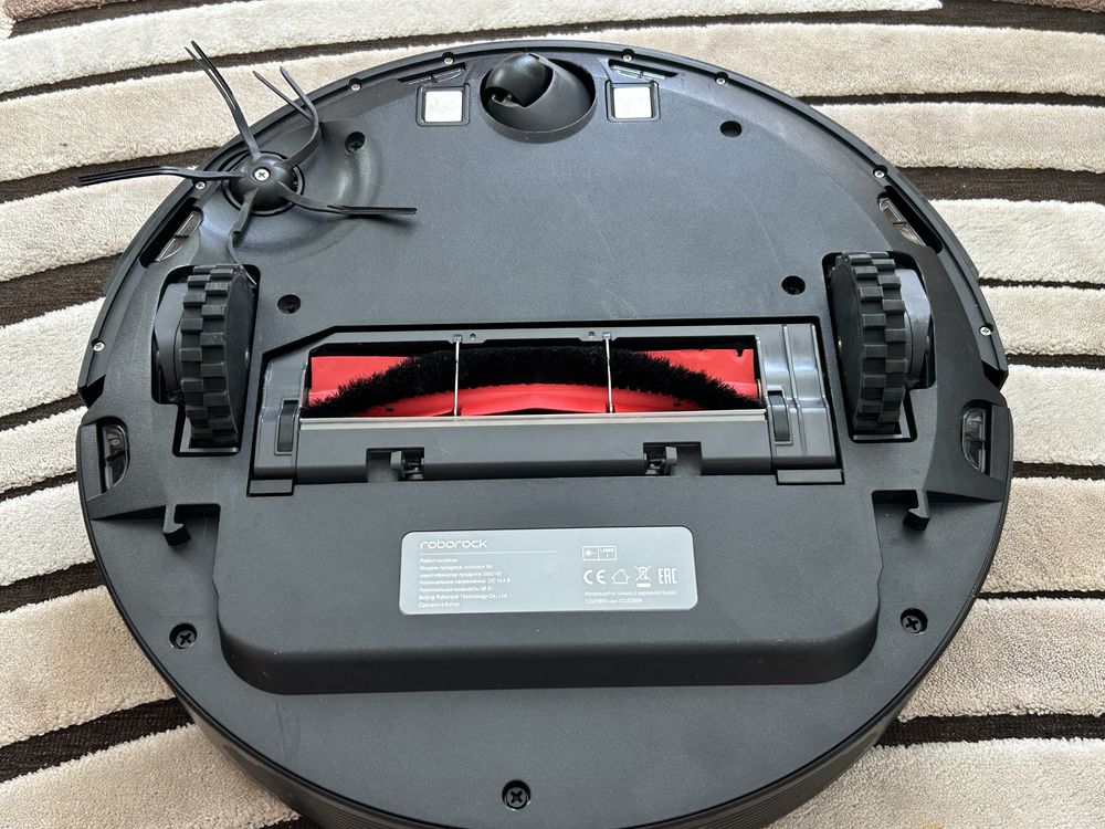 Робот-пылесос Roborock S6