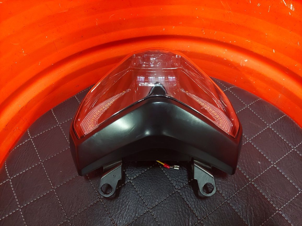 Lampa przód Yamaha MT-09/07 Tuning Reflektor Przedni Światło Led