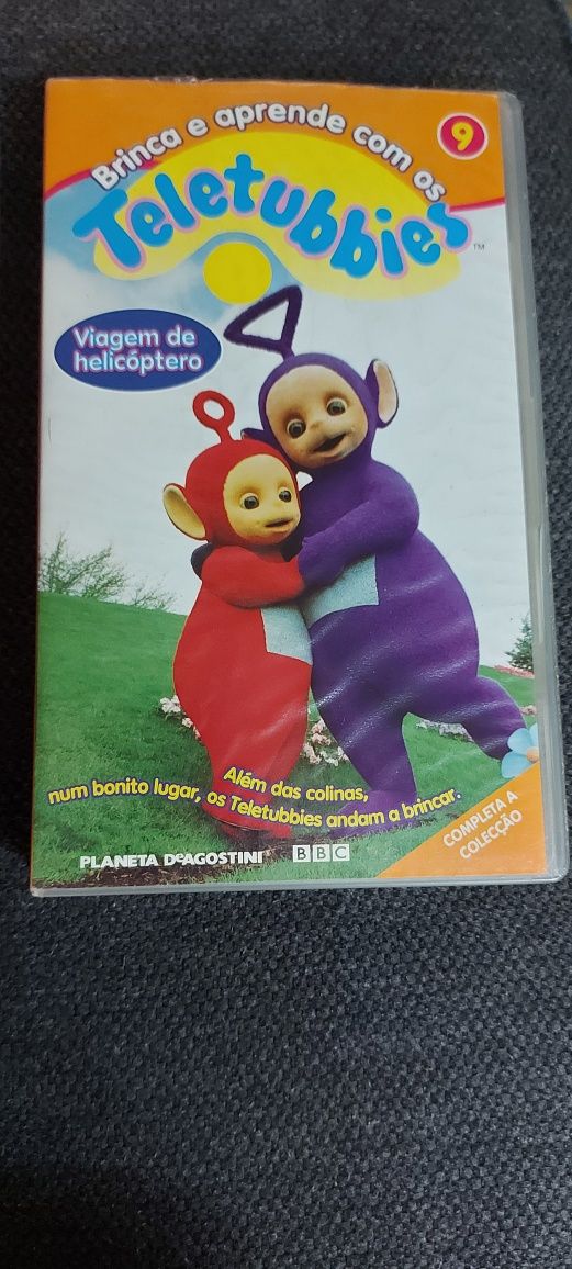 Coleção Vídeos Teletubbies
Brincando a chuva
Viagem de helicóptero
Hor