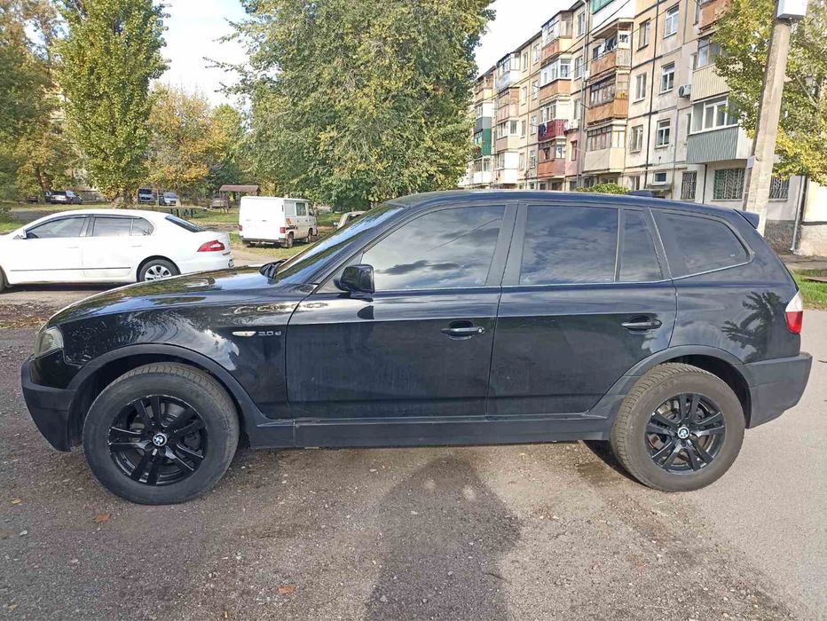 Продам авто BMV X3 в отличном состоянии.