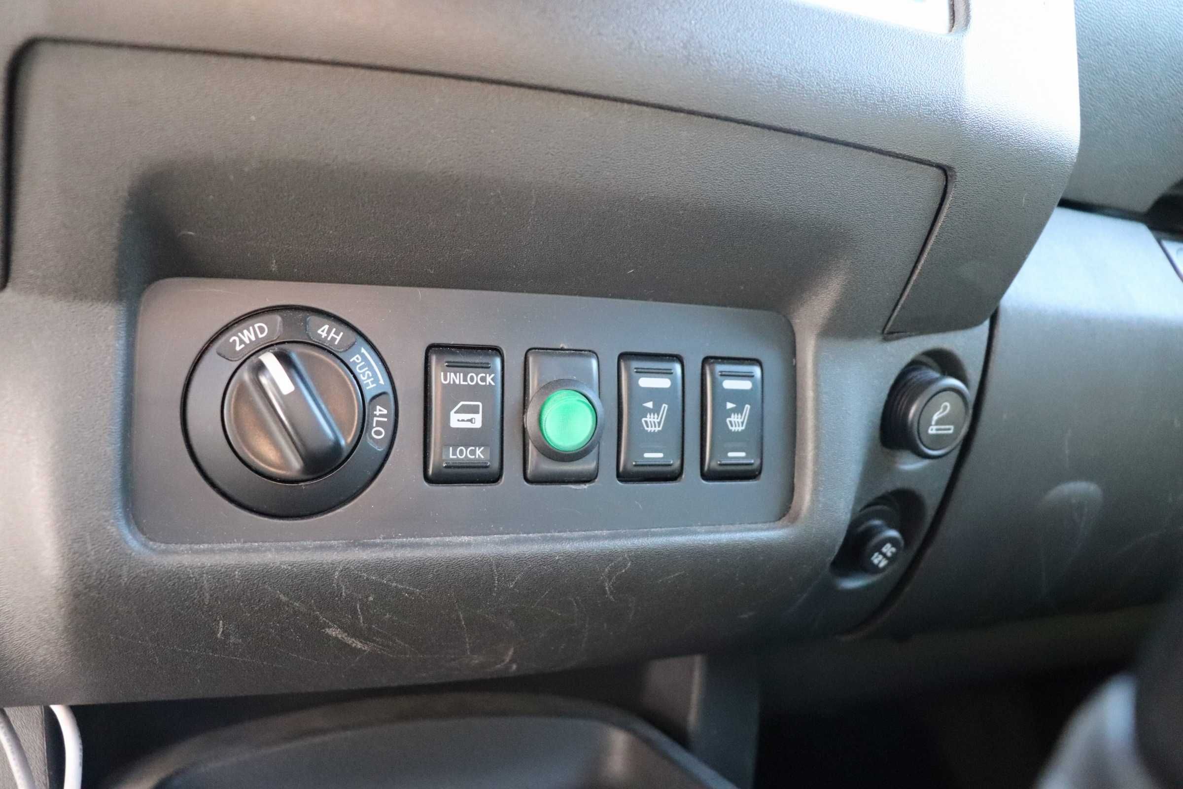 Nissan Navara 2.5 dCi AWD