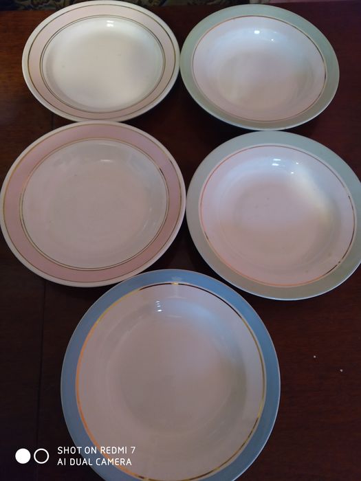 Тарілки   великі