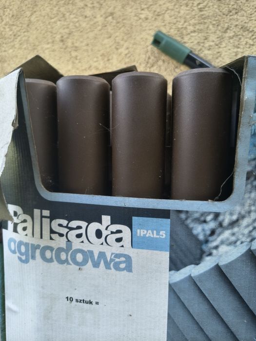 Palisady ogrodowe. 2,7m.x12 opakowań.