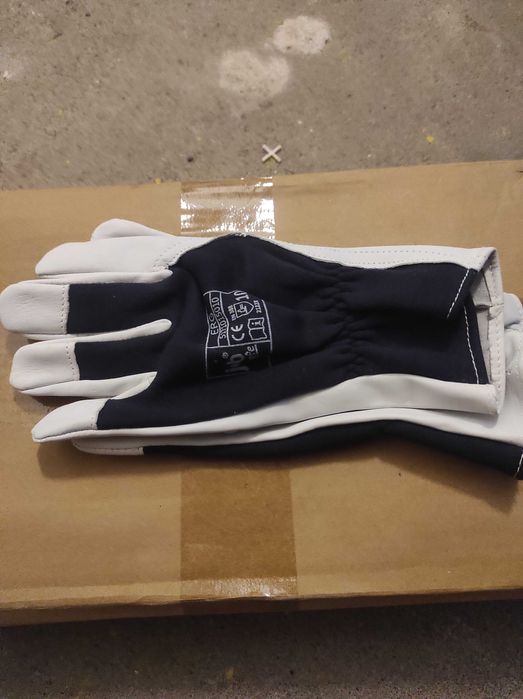 Sprzedam rękawiczki