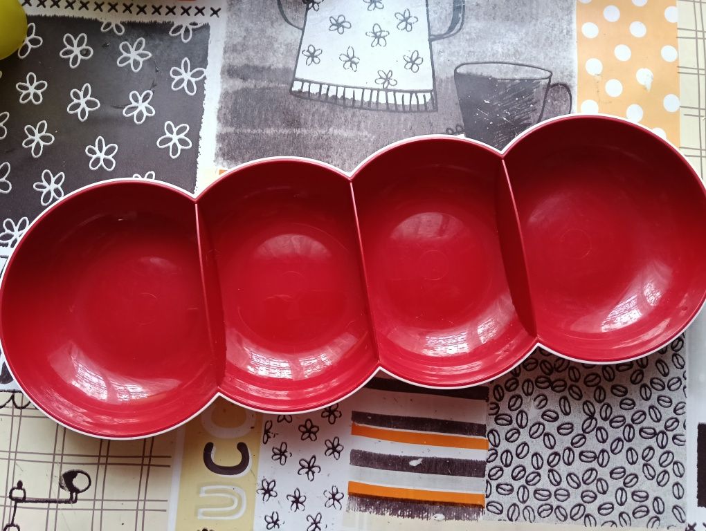 Менажница Tupperware