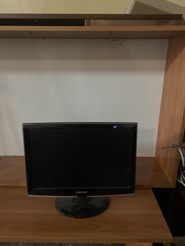 Monitory rozne, 5 sztuk