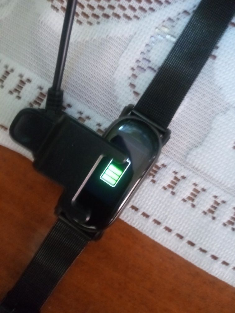 Smartband damski czarny