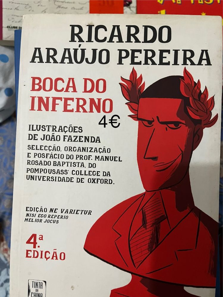 Livros diversos em bom estado