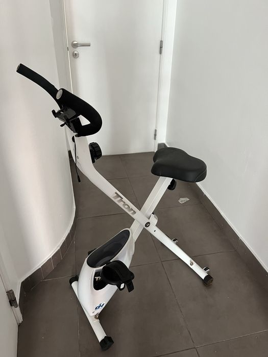 Bicicleta estatica como nova