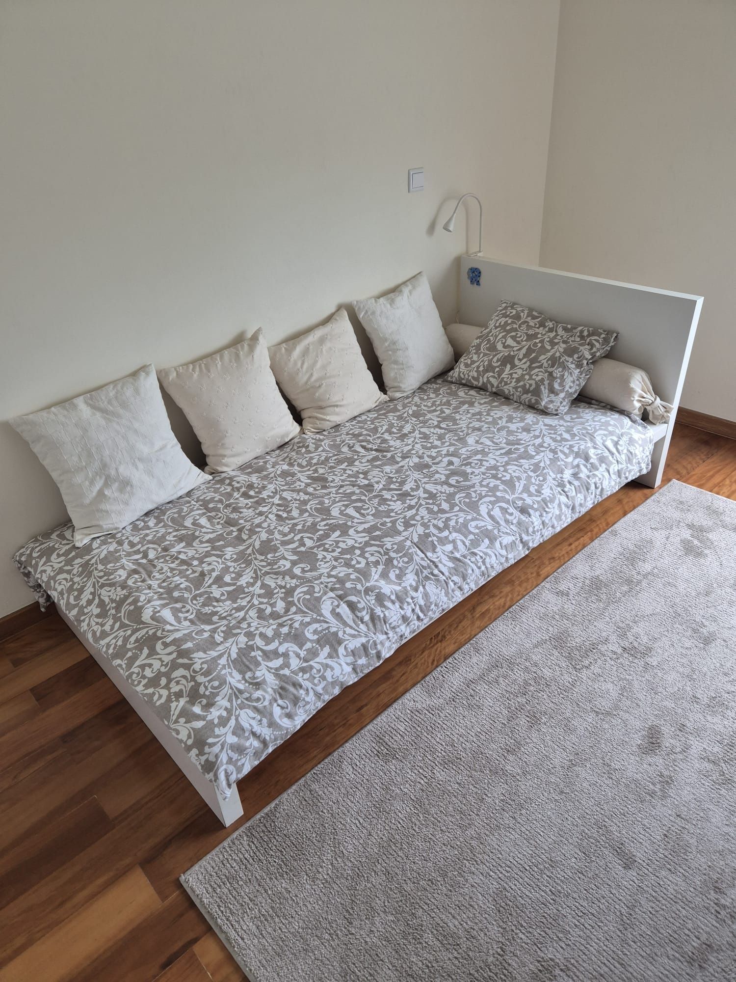Cama solteiro Malm Ikea