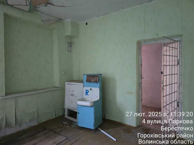 ПРОДАЖ - Будівля контори (готель)  площею 161,2 кв.м. м. Берестечко
