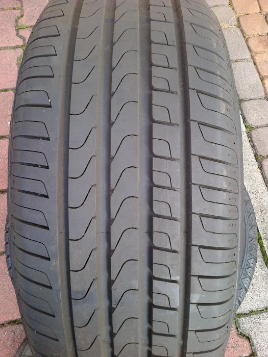 2 opony  245/45/18 Pirelli Tychy