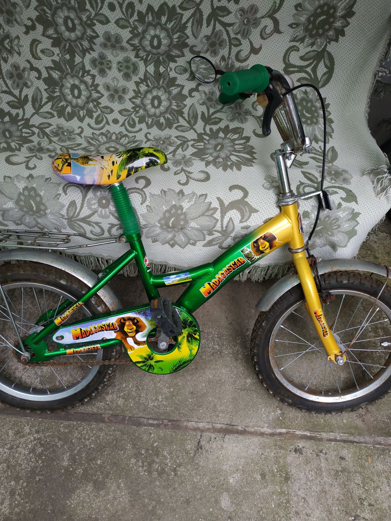 Продам детский велосипед Мадагаскар