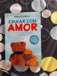 Vendo livros sobre educação positiva