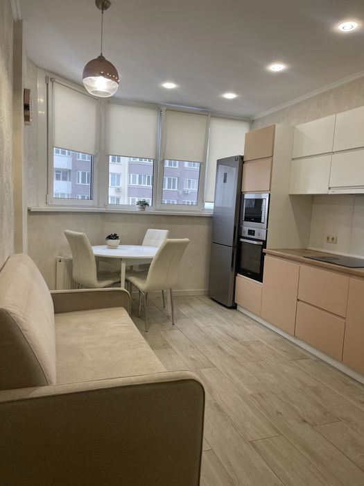 Продам гарну євродвохкімнатну кв.ЖК Лісовий квартал!Вул.Киівська249!