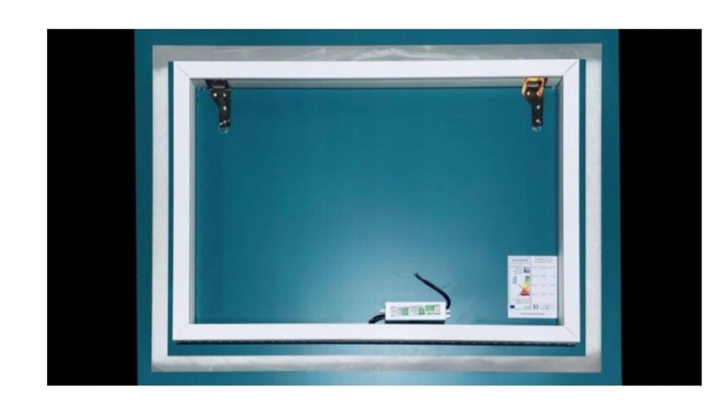 Lustro łazienkowe LED 80x60 włącznik dotykowy