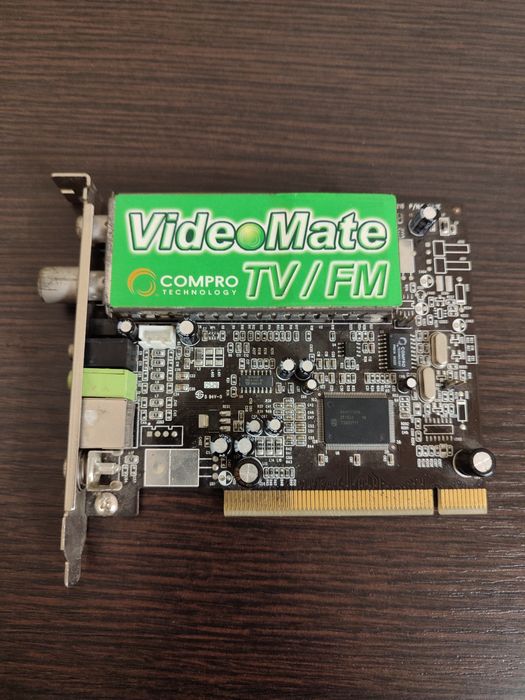 TV/FM Тюнер для ПК PCI — Compro VideoMate TV/FM