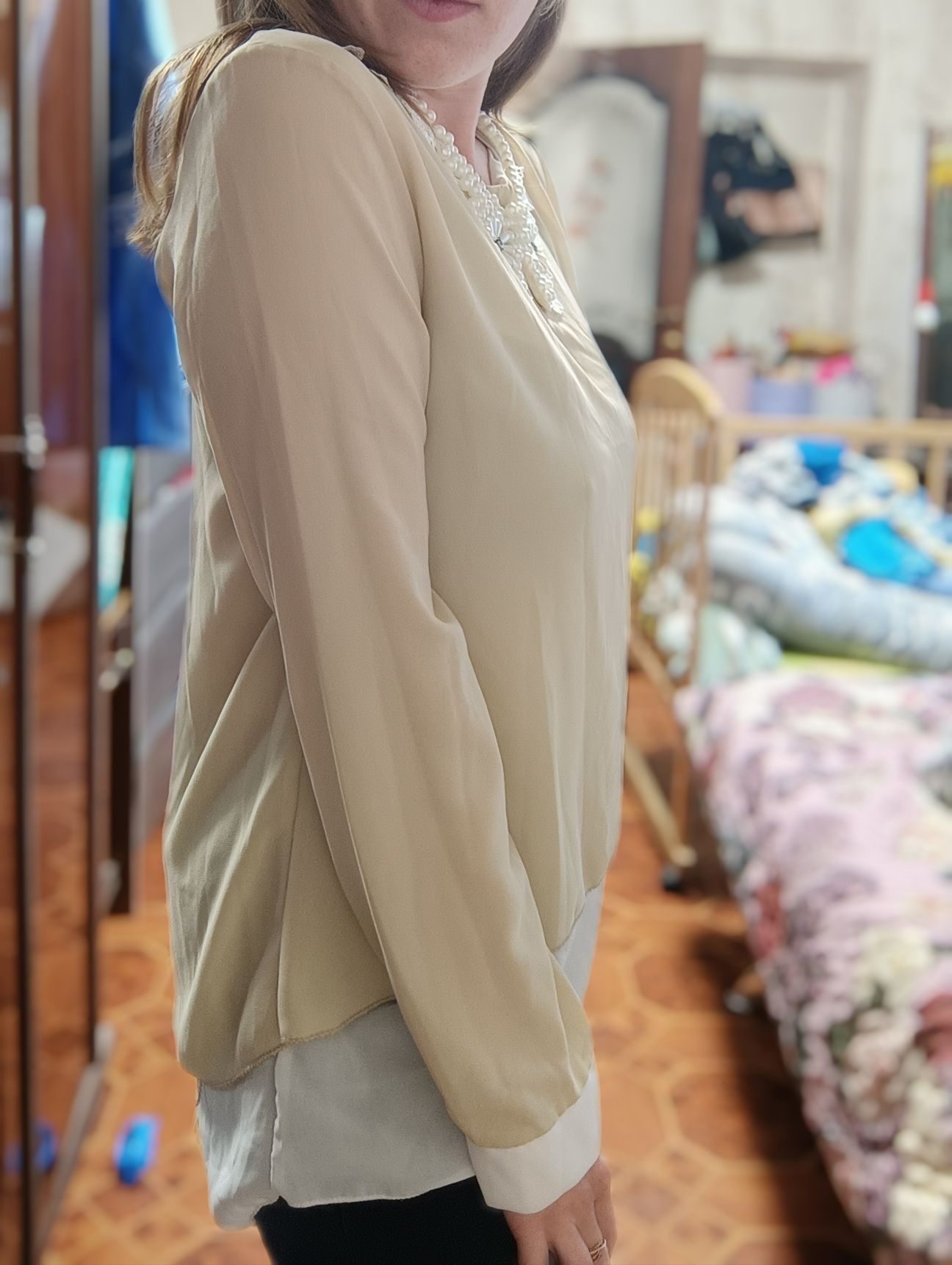 Блузка  жіноча з коміром
