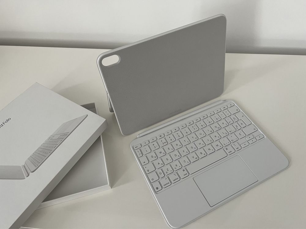 Apple Magic Keyboard MQDP3 (Folio) для iPad 10 (2022)
