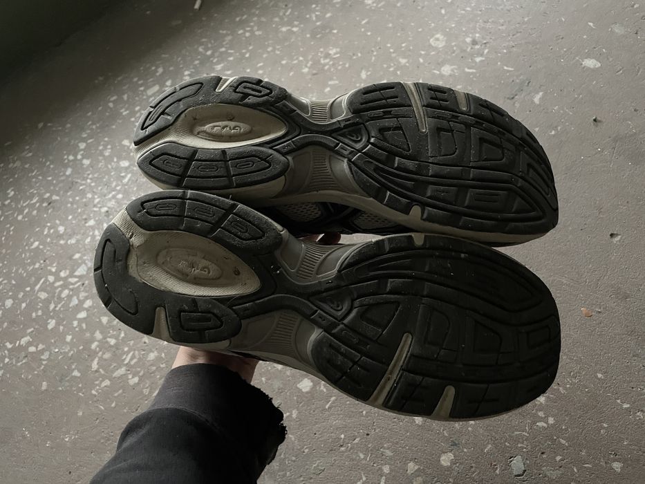 Сірі кросівки Asics gel 1130, light grey / 44, 28 см