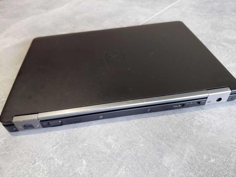 ТОП бюджетний варіант Ноутбук Dell 5470