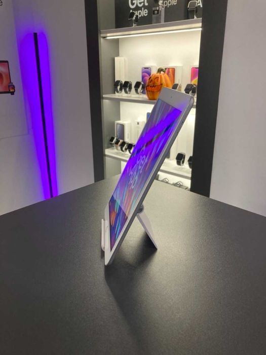 Планшет iPad 10.2“ 8 покоління 2020 на 32 ГБ, ГАРАНТІЯ 82561