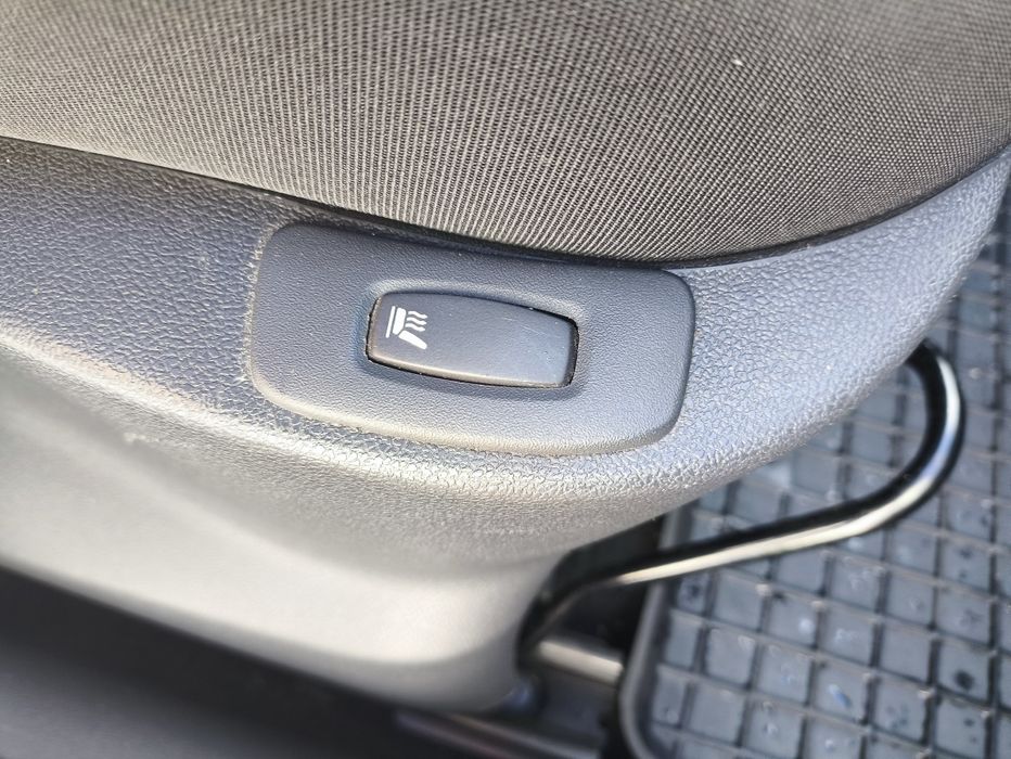 Renault Clio 1.6 Benzyna 110 koni 5 Drzwi Climatronic Alufelgi Zadbany