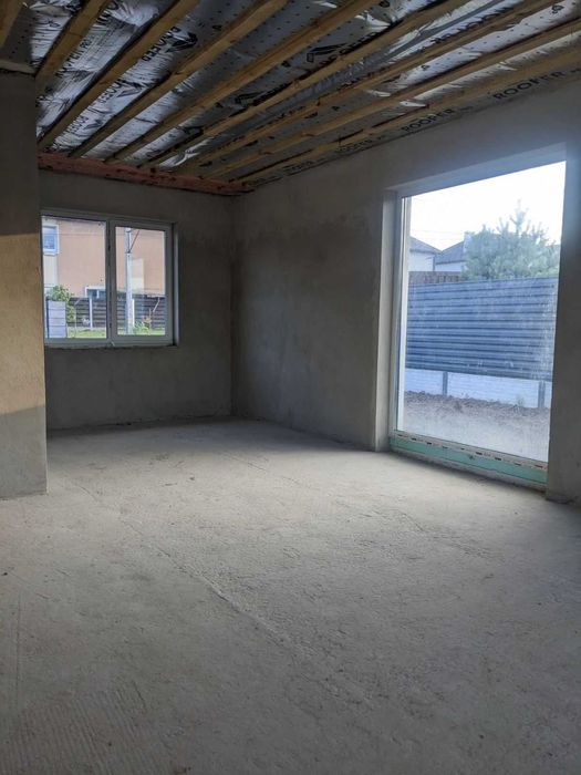 Продам будинок в передмісті Києва