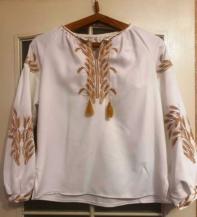 Вишиванка жіноча