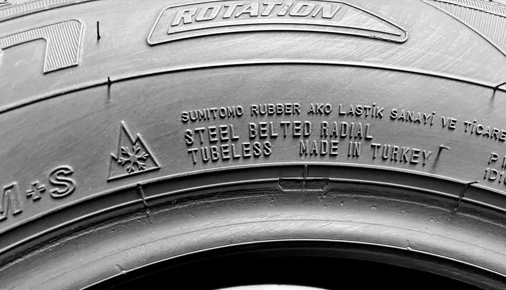 Шини Б/в 165.70.14 пара Falken