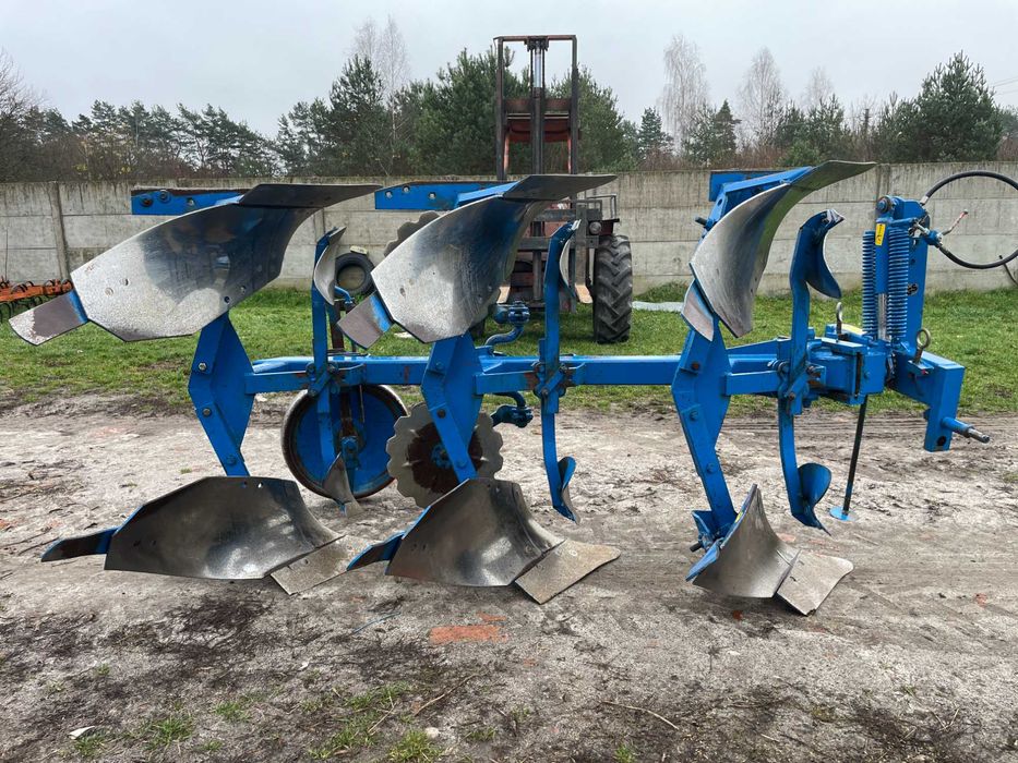 Плуг Rabe Werk 3-корпусний оборотний ЯК НОВИЙ kverneland Overum