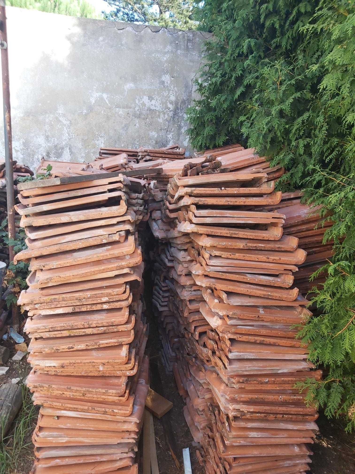 Telha Marselha usada