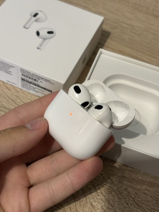 Airpods 3 oryginalne stan bardzo dobry
