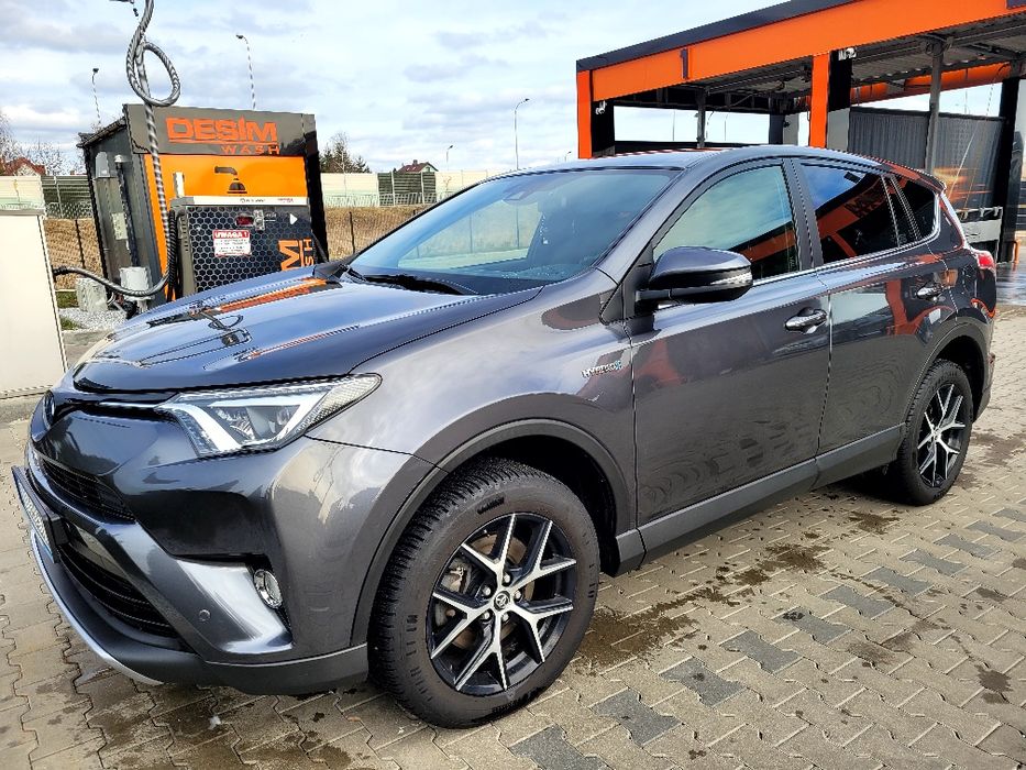 Toyota Rav4 Hybrid Premium Style 4x2 2017r