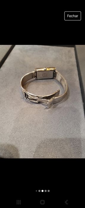 Relogio gucci G frame