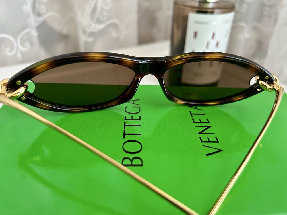 Сонцезахисні окуляри Bottega Veneta  LUX