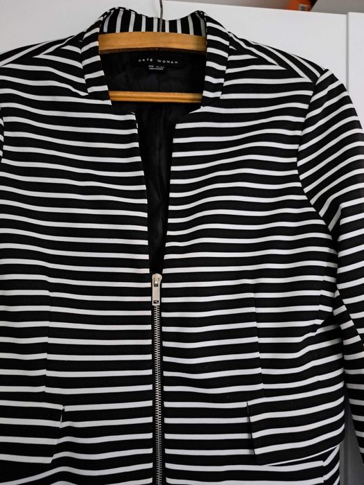 Krótka damska marynarka, żakiet, w czarno białe pasy ,rozm. XL