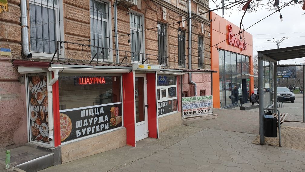 Без комиссии сдам кафе с оборудованием 60м, кухню, напротив автовокзал