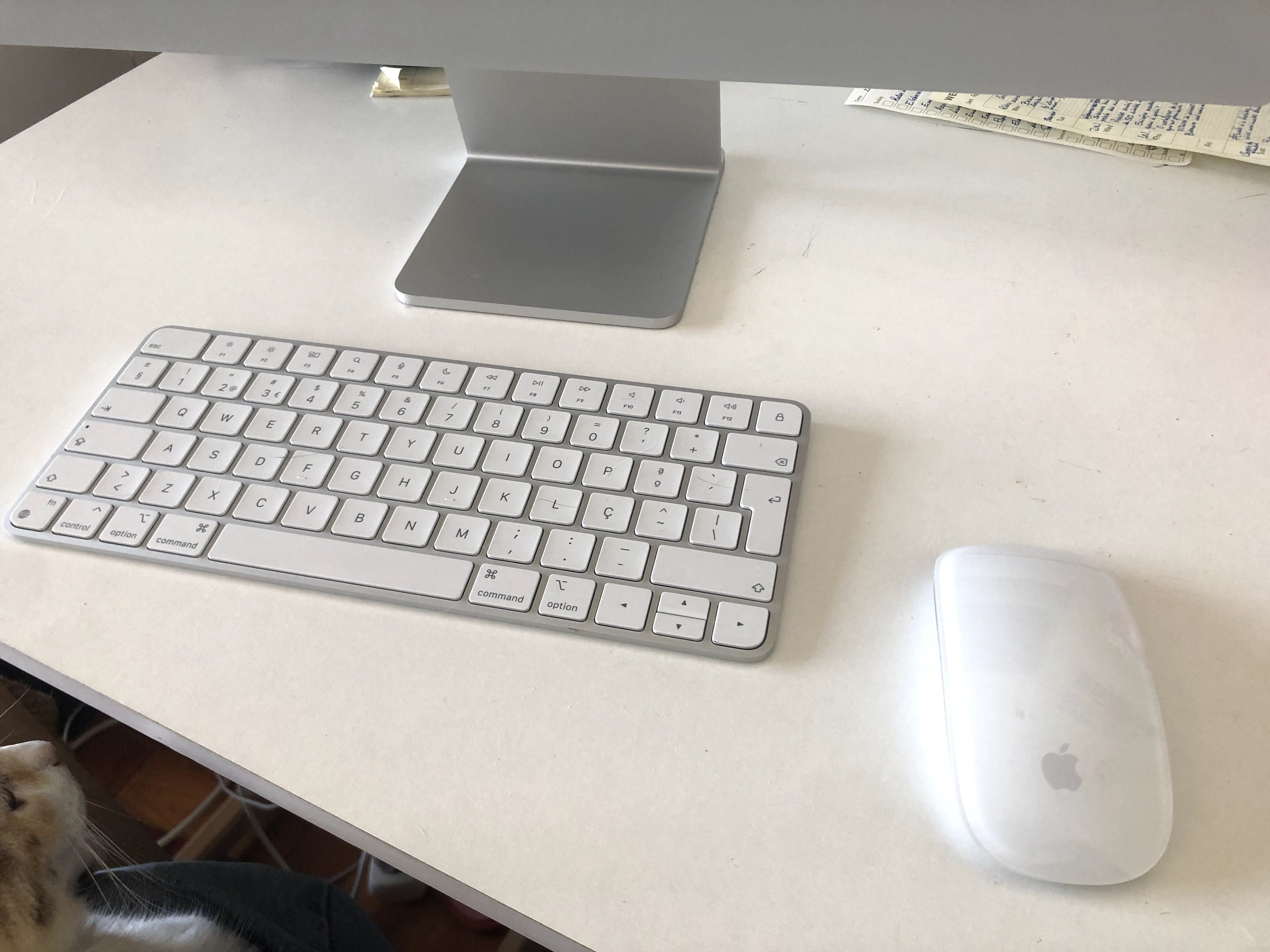 IMac Prateado, M3, 8G, 512G SSD, 24' (2023)