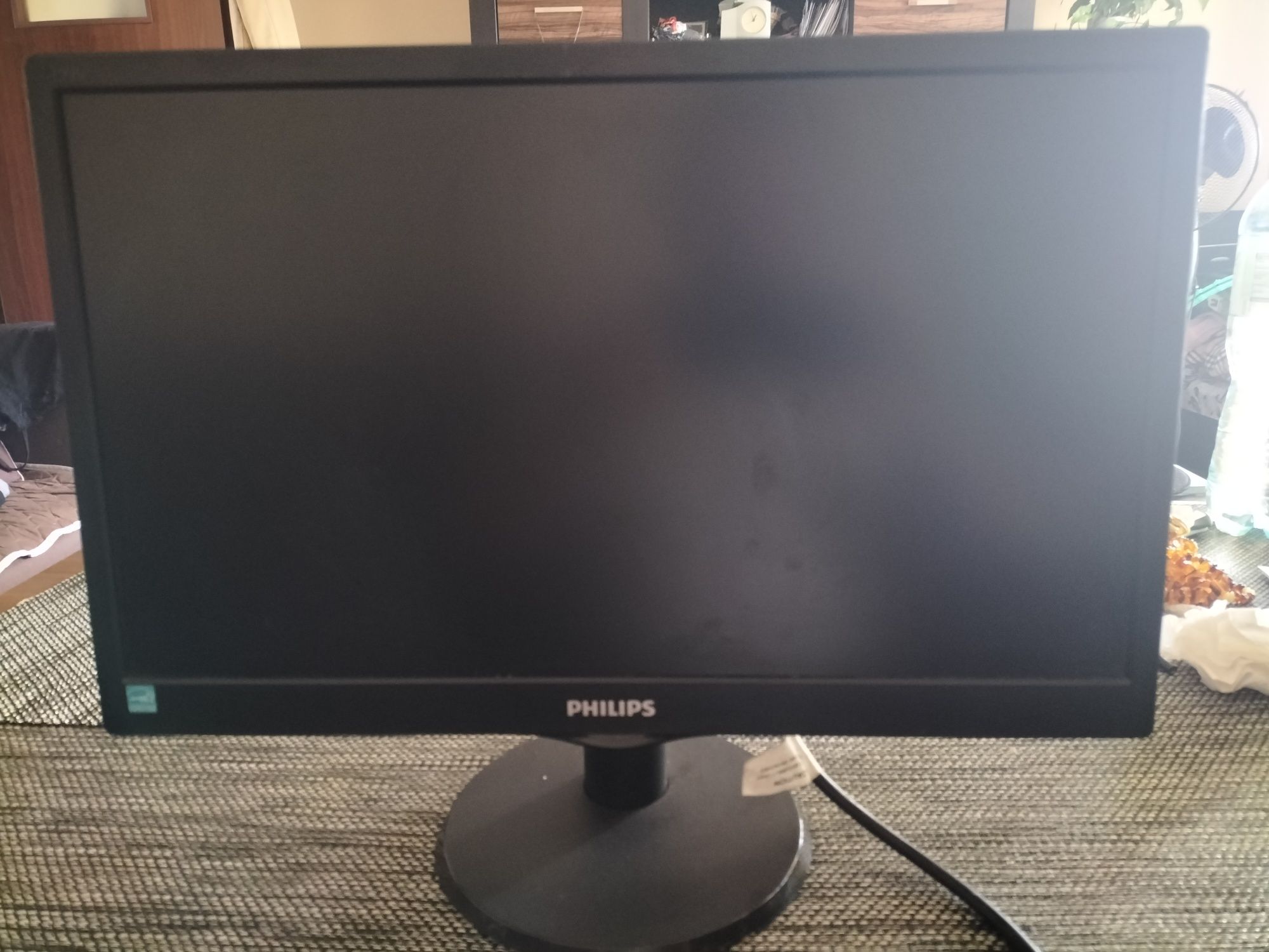 Monitor Philips 18 cali model 193V5LSB2/10