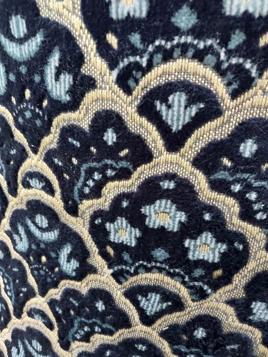 Sprzedam.stare krzesło