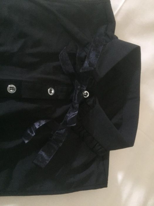 Gola falsa / removivel em preto - a estear