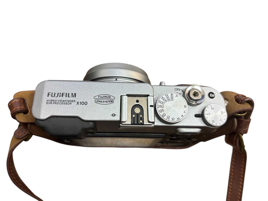 APARAT FUJIFILM X100 23MM dobry stan