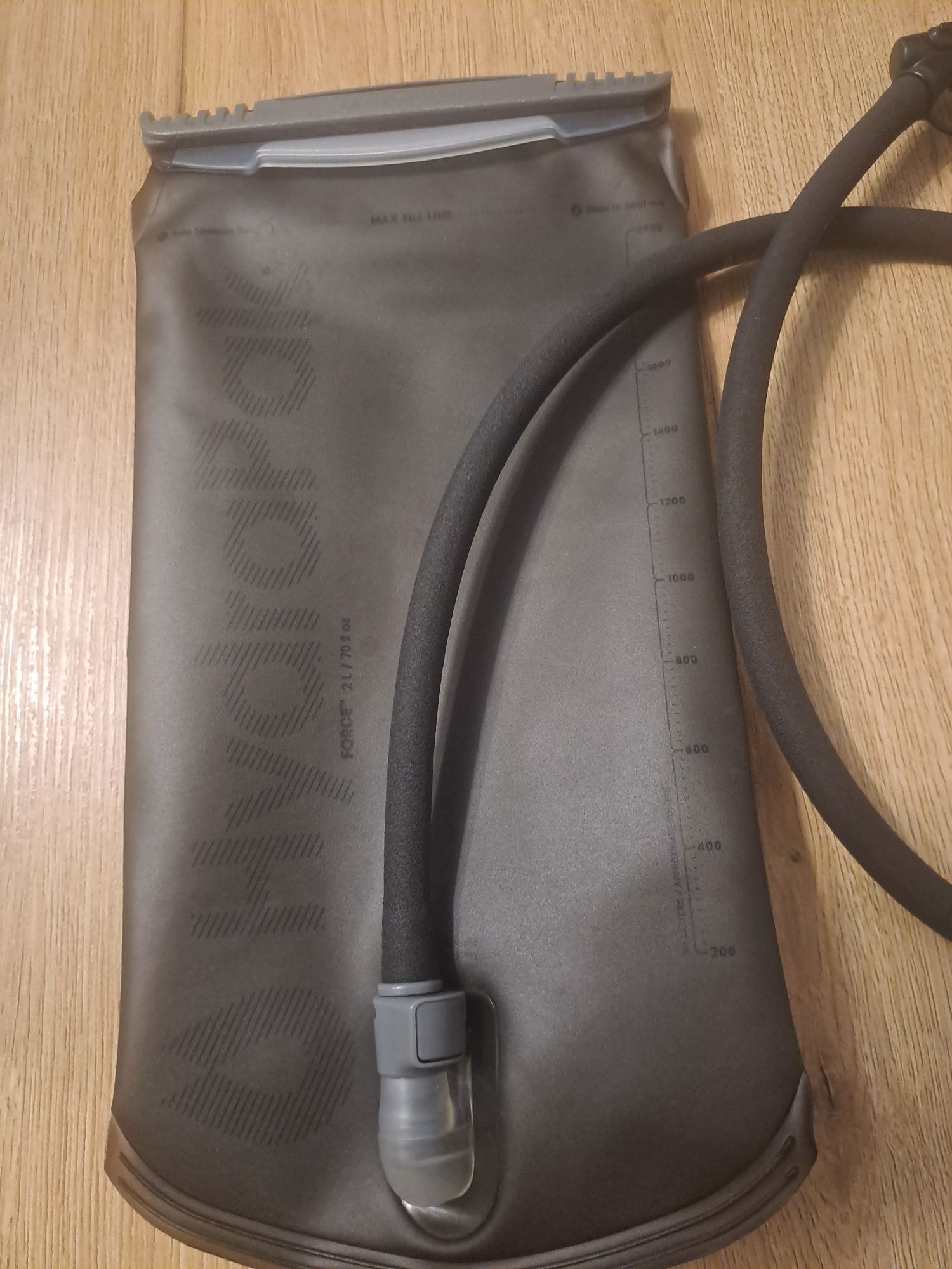 Bukłak HydraPak Force 2L - mammoth grey, sakwa na wodę, szara